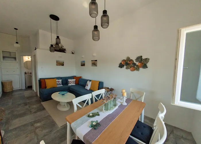 The Old Barn, Paros * Naousa