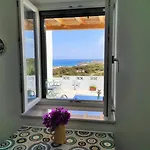 The Old Barn, Paros * Nausa