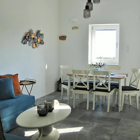 The Old Barn, Paros Holiday home *