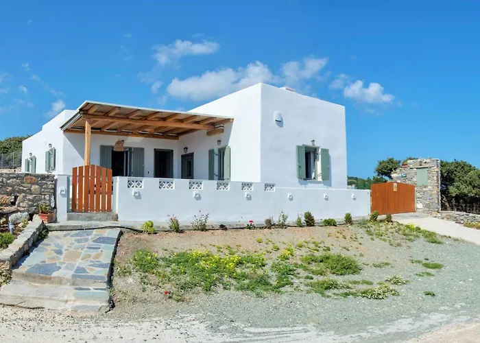 The Old Barn, Paros Naousa